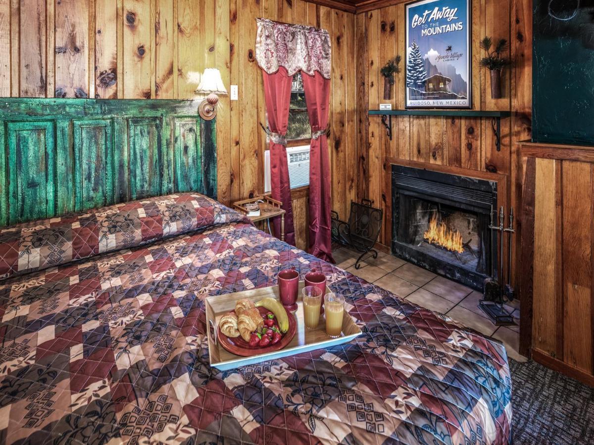 Apache Village 6, King Studio With Sleeper Sofa, Sleeps 3 Ruidoso Ngoại thất bức ảnh